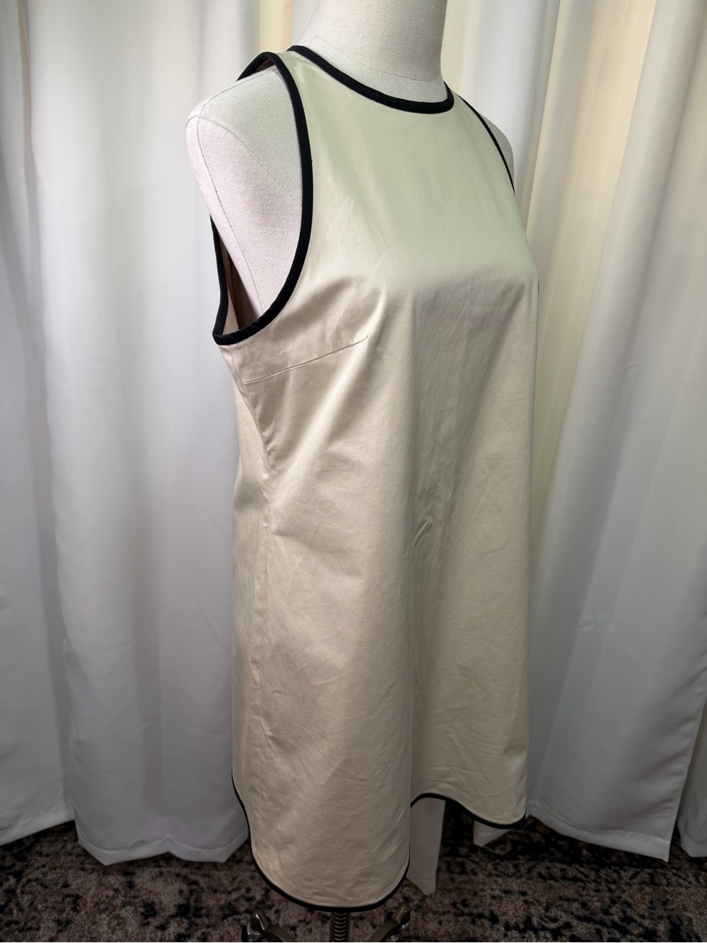 NWT Theory ‘Shift Dress in Organic Cotton’ in “Sand/Black” Size 12 - Picture 16 of 16